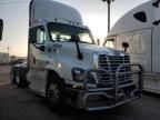 2016 Freightliner Cascadia 125 Semi Truck