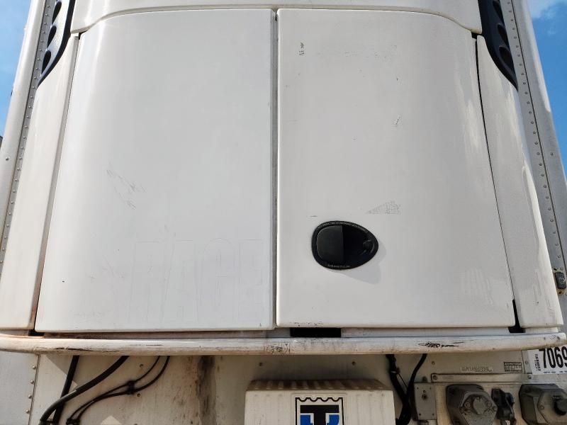 2013 Utility VS2RA Refrigerated Van Trailer