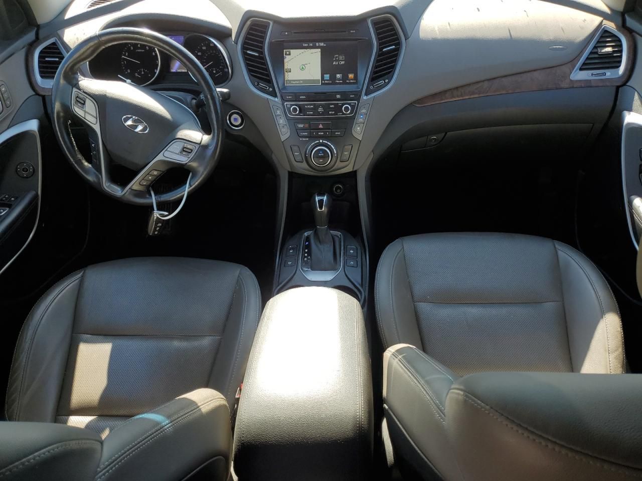 2017 Hyundai Santa fe se Ultimate