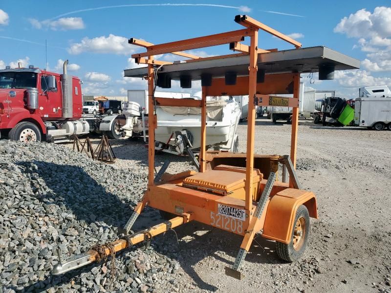 2005 Solar Tech Silent Sentinel Arrow Board Trailer