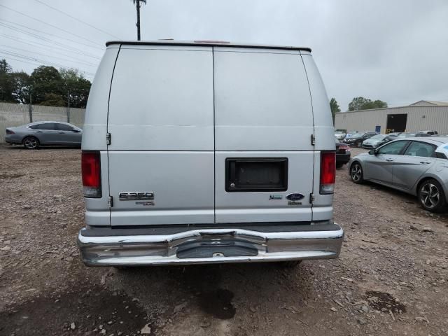 2011 Ford Econoline E350 Super Duty Van