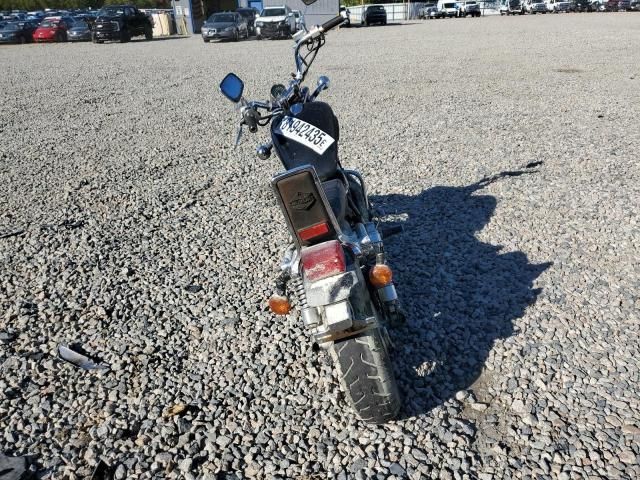 2002 Suzuki VS800 GLP