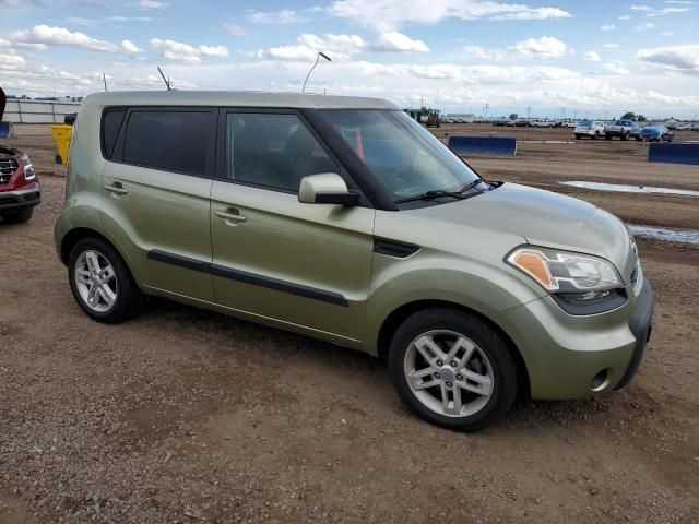2011 KIA Soul +