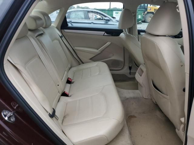 2012 Volkswagen Passat SE