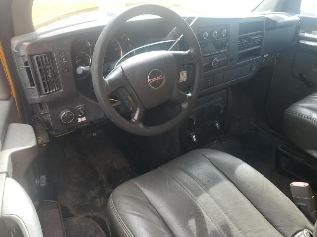 2014 GMC Savana Cutaway G3500