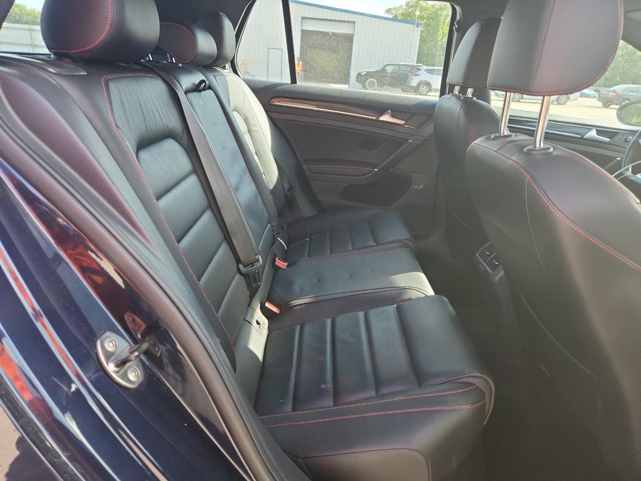 2017 Volkswagen Gti S/se