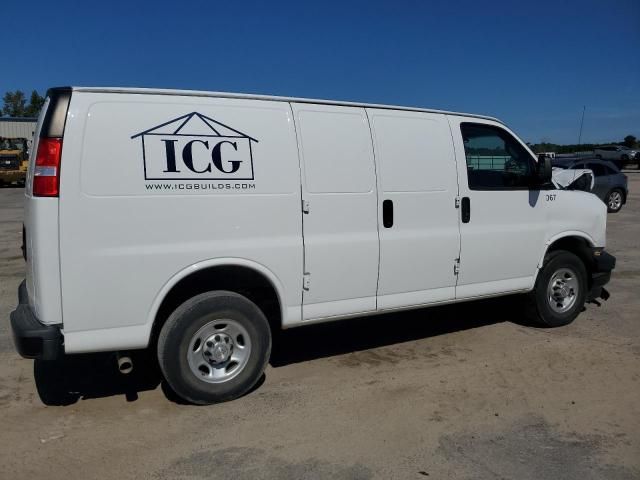 2022 Chevrolet Express G2500