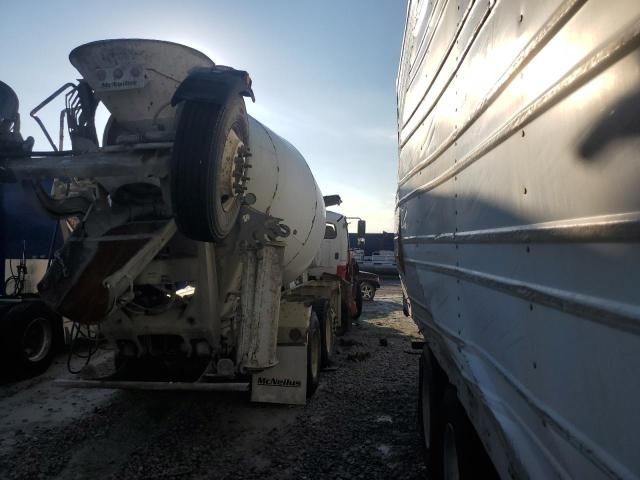 2018 Freightliner 114SD Ready MIX Truck