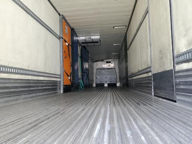 2015 Utility VS2RA-Refrigerated Van Trailer