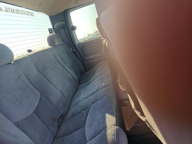 2005 GMC New Sierra C1500