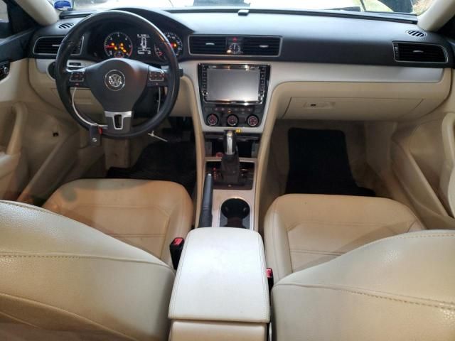 2013 Volkswagen Passat SE