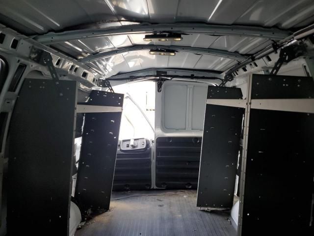 2025 Chevrolet Express G2500