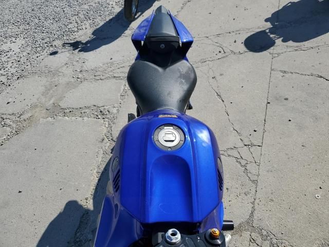 2022 Yamaha YZFR7