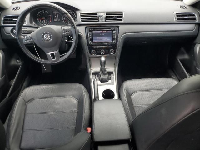 2014 Volkswagen Passat SE