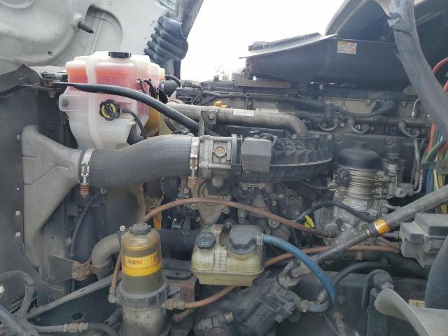 2016 Freigliner 2016 Freightliner Cascadia 125 Semi Truck