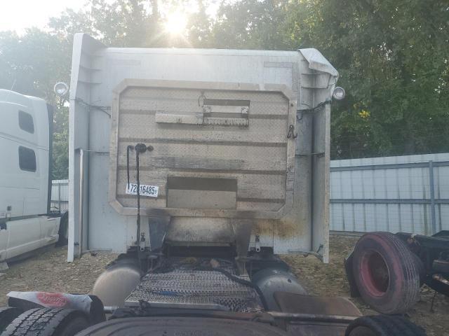 2019 Peterbilt 579 Semi Truck