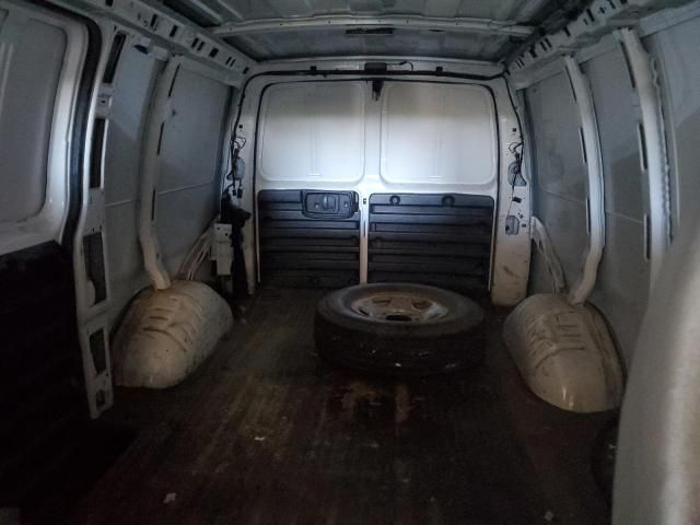 2015 Chevrolet Express G2500