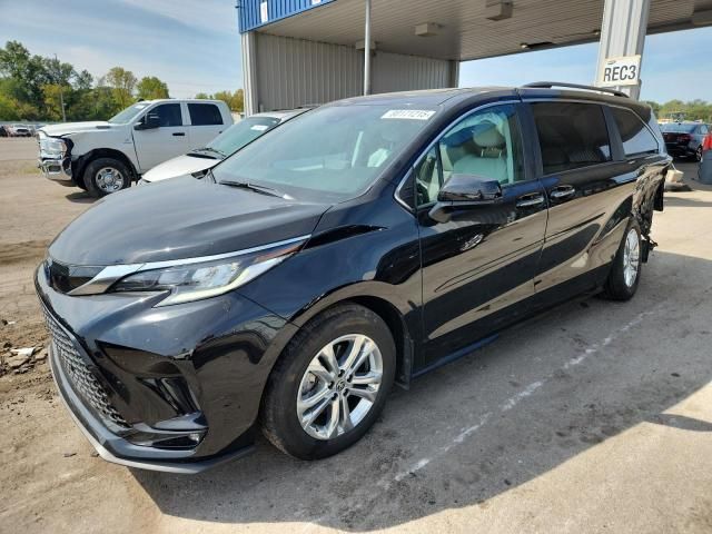 2023 Toyota Sienna XSE