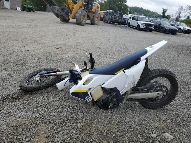 2025 Husqvarna FE501 W