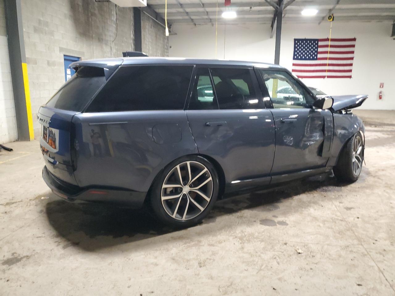 2025 Land Rover Range Rover se