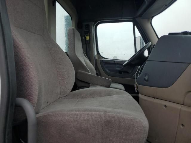 2018 Freightliner Cascadia 125 Semi Truck