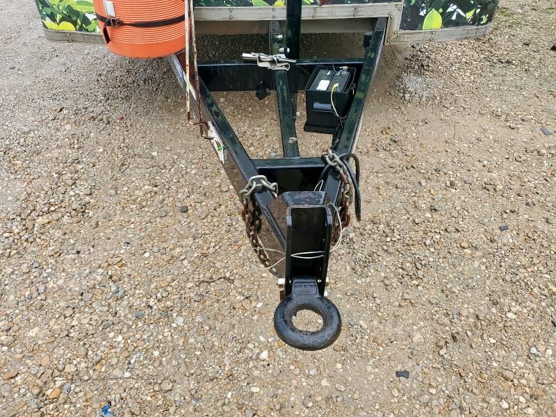 2018 Suretrack 2018 SURE-TRAC STRLP10224TA-100 Enclosed Cargo TRA