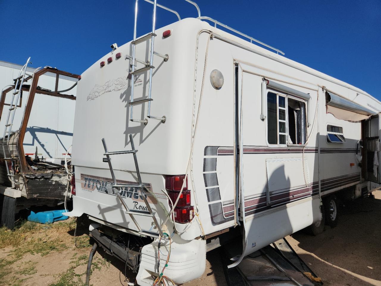 1996 Royal 1996 5th Wheel