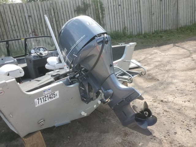 2023 Smokercraft Ultima 172 Lega