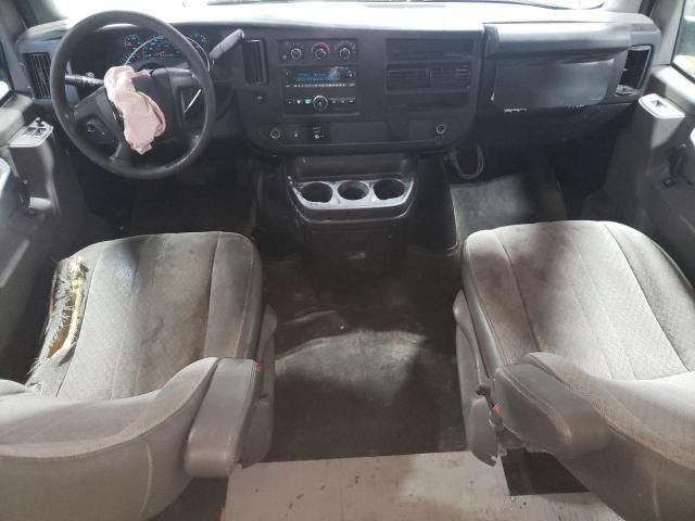 2017 Chevrolet Express G3500 LT