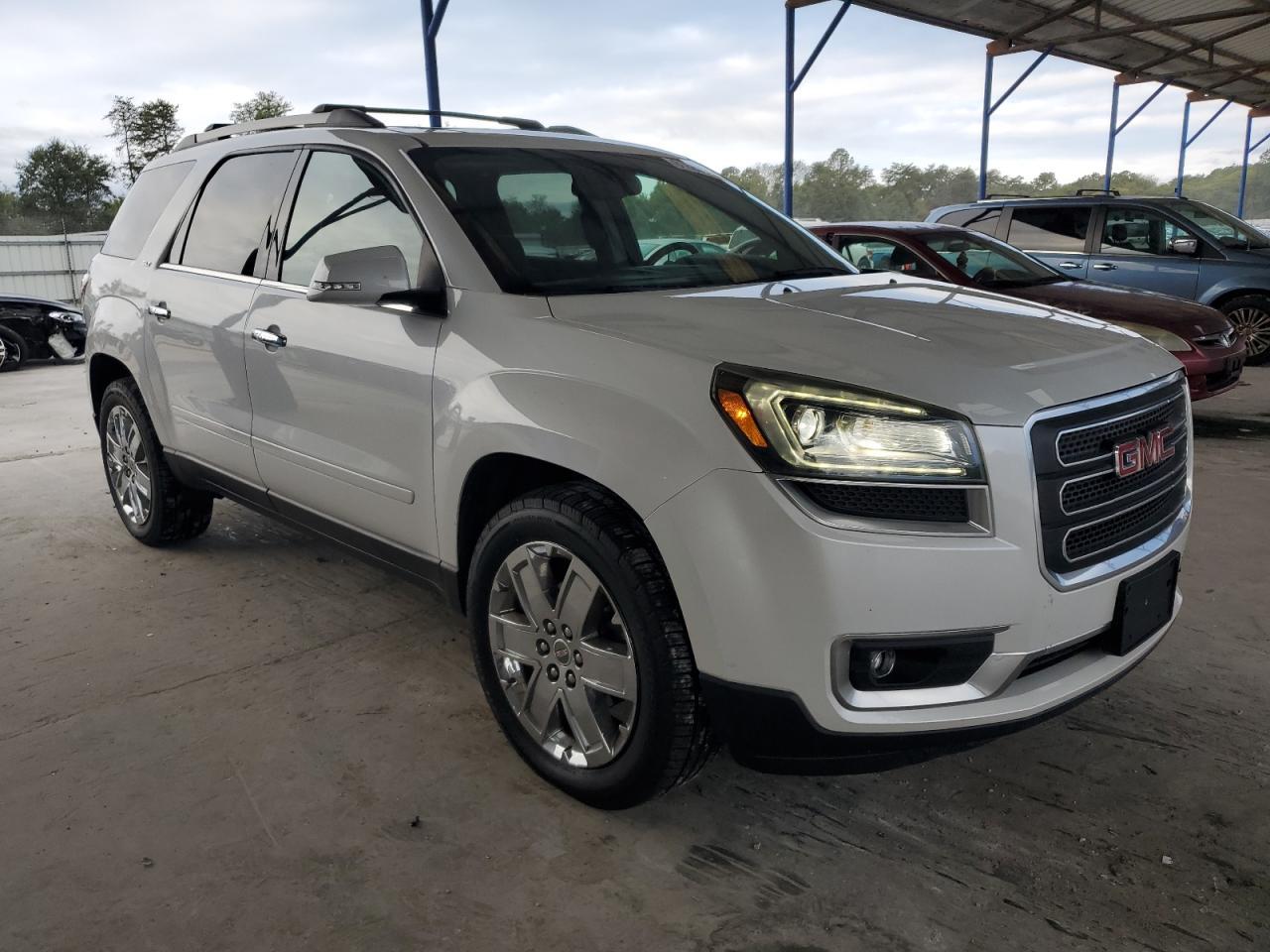 2017 GMC Acadia Limited Slt-2