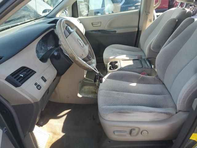 2012 Toyota Sienna LE