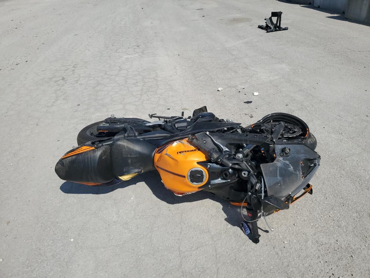 2025 Kawasaki EX650 P