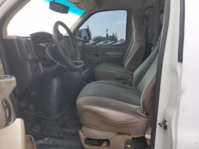 2003 GMC Savana G2500