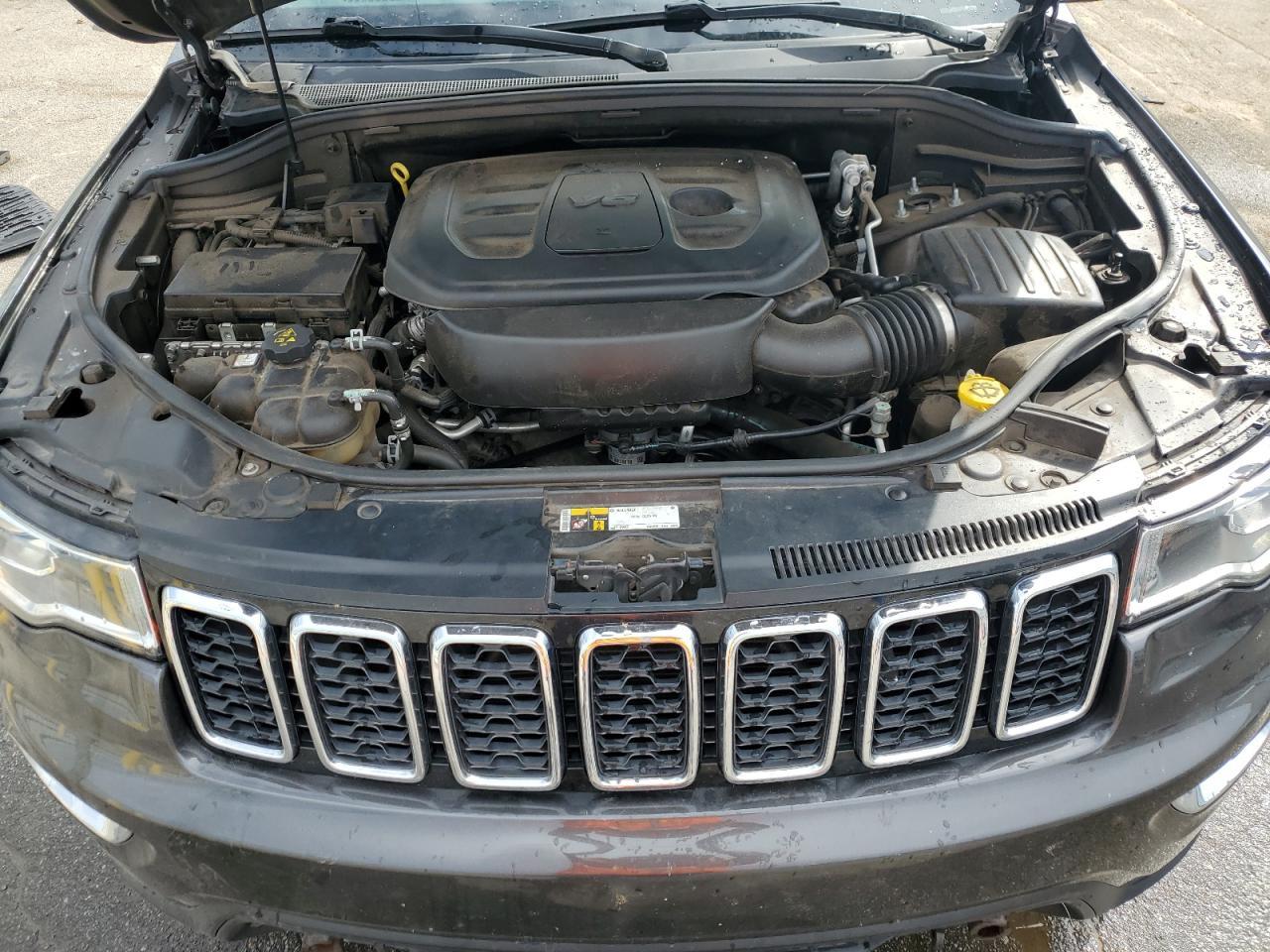 2020 Jeep Grand Cherokee Laredo