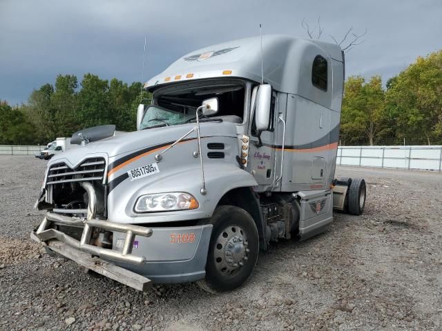 2016 Mack CXU613 Semi Truck