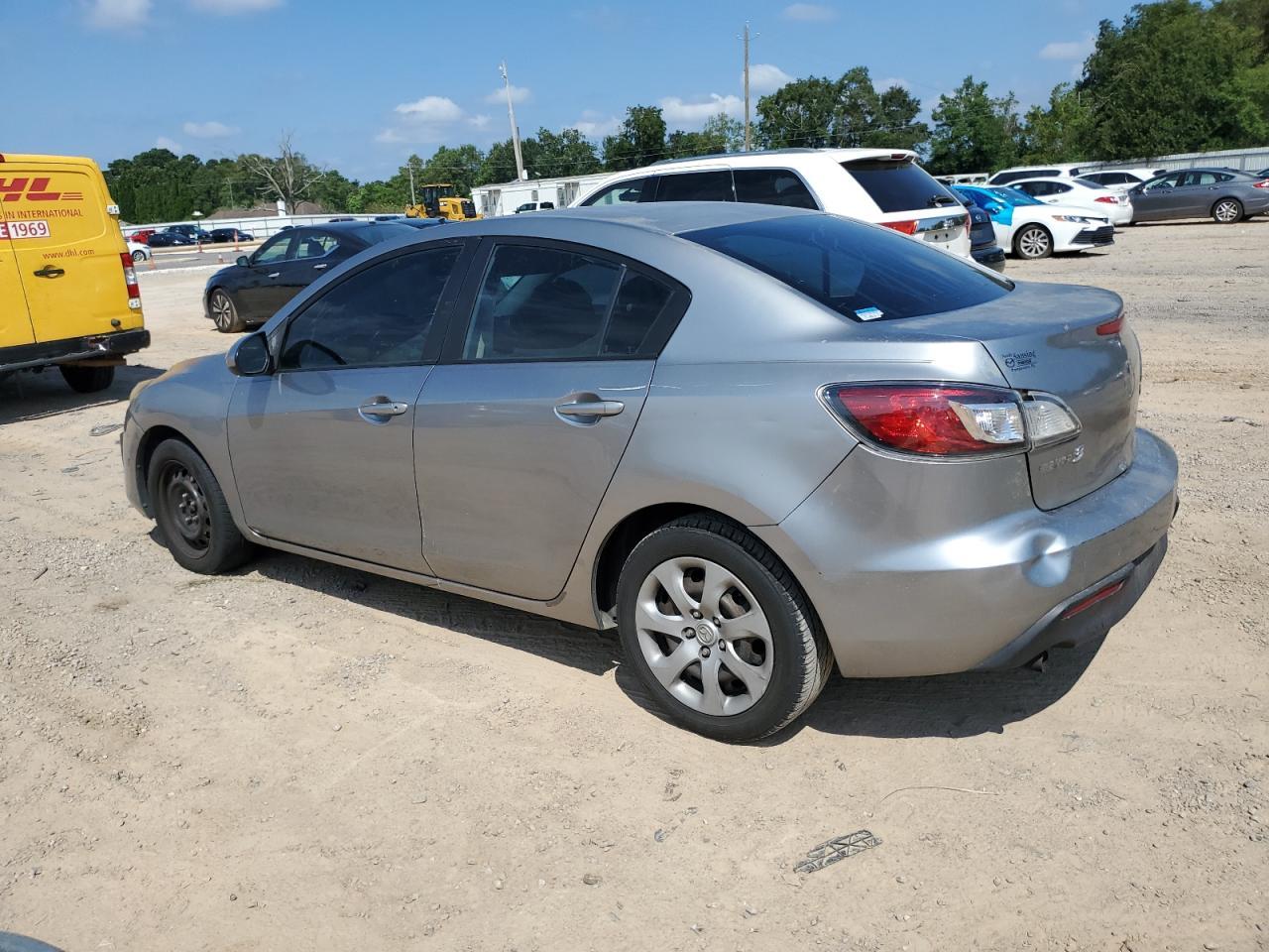 2010 Mazda 3 I