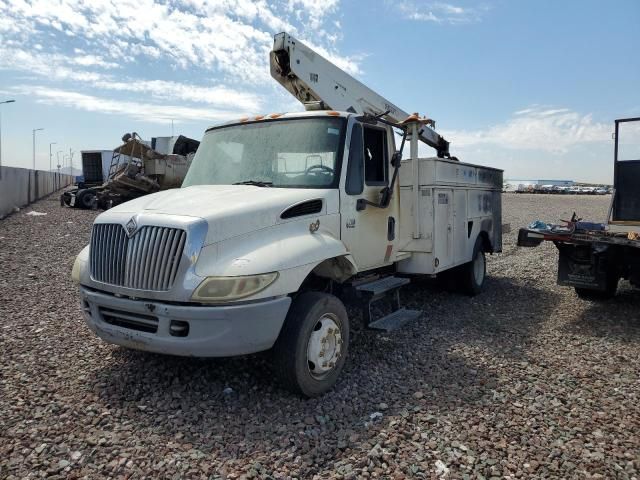 2003 International 4000 4200 LP