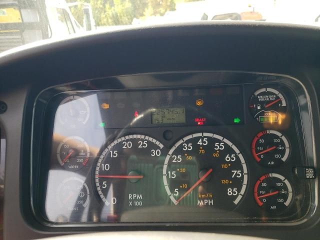 2013 Freightliner M2 106 MED