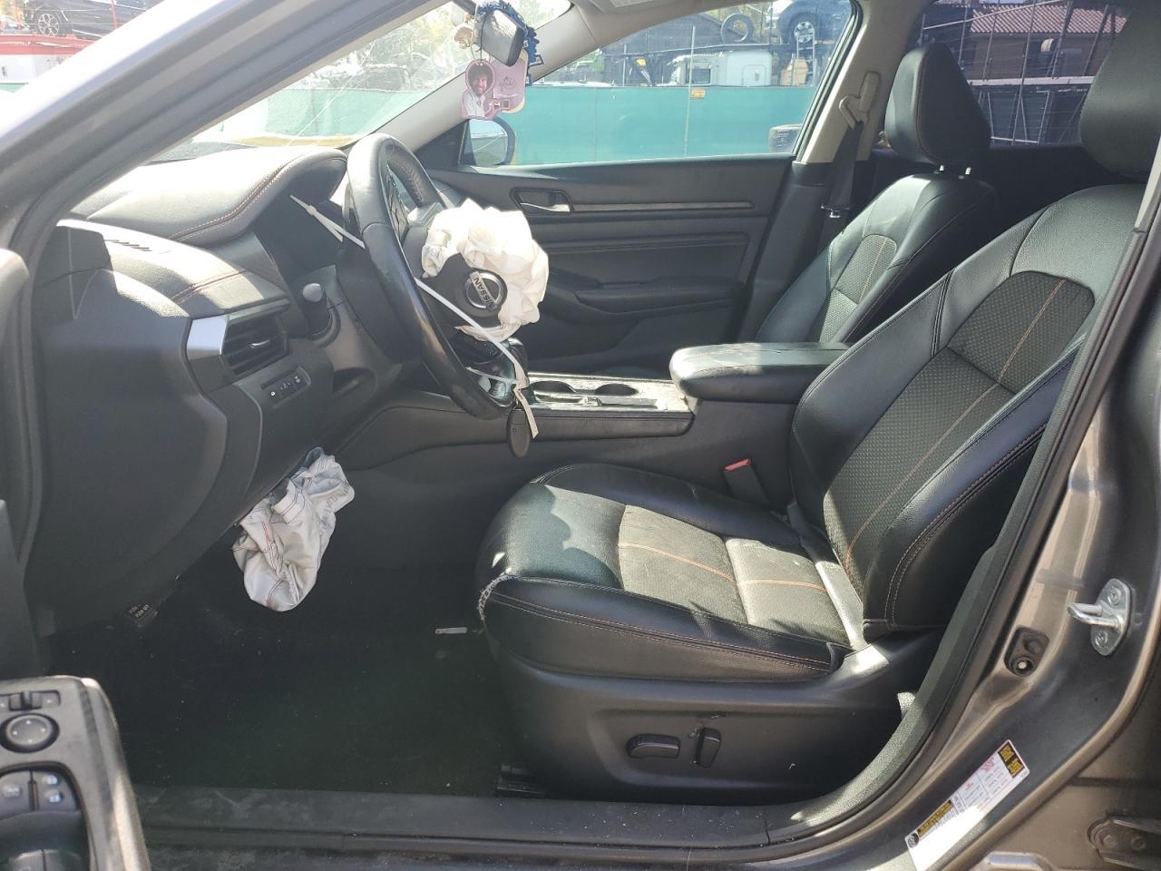 2019 Nissan Altima sr