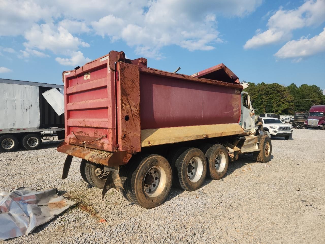 2019 International HX620