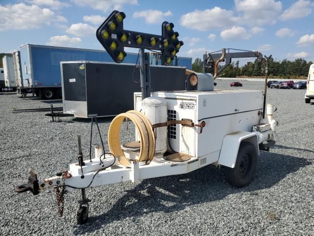 2004 Team Fenex Manhole Support Trailer