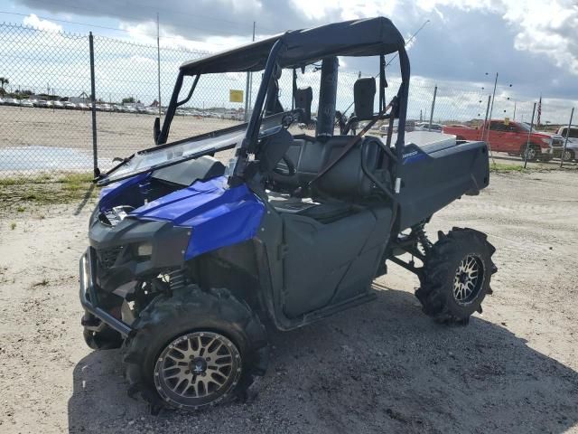 2017 Honda SXS700 M2