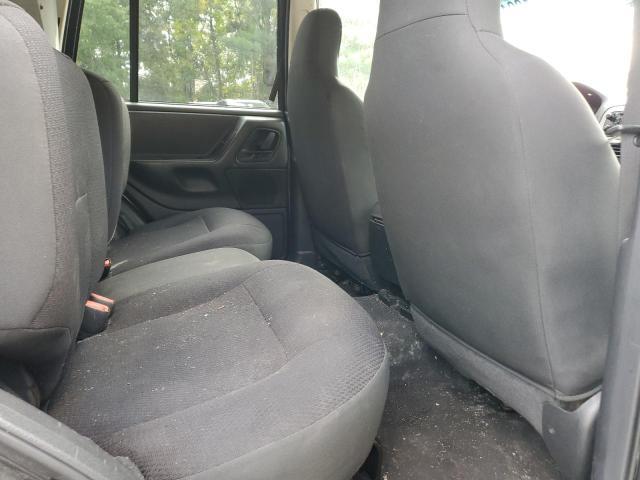 2004 Jeep Grand Cherokee Laredo