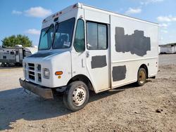 Salvage trucks for sale at San Antonio, TX auction: 2005 Workhorse Custom Chassis Forward Control Chassis P4500
