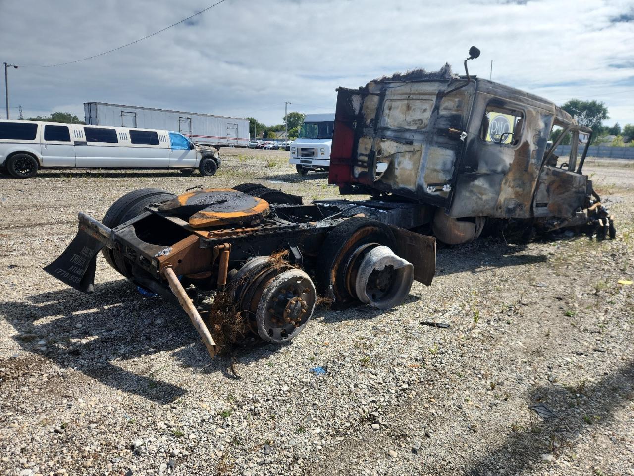 2018 Volv O VNL Semi Truck