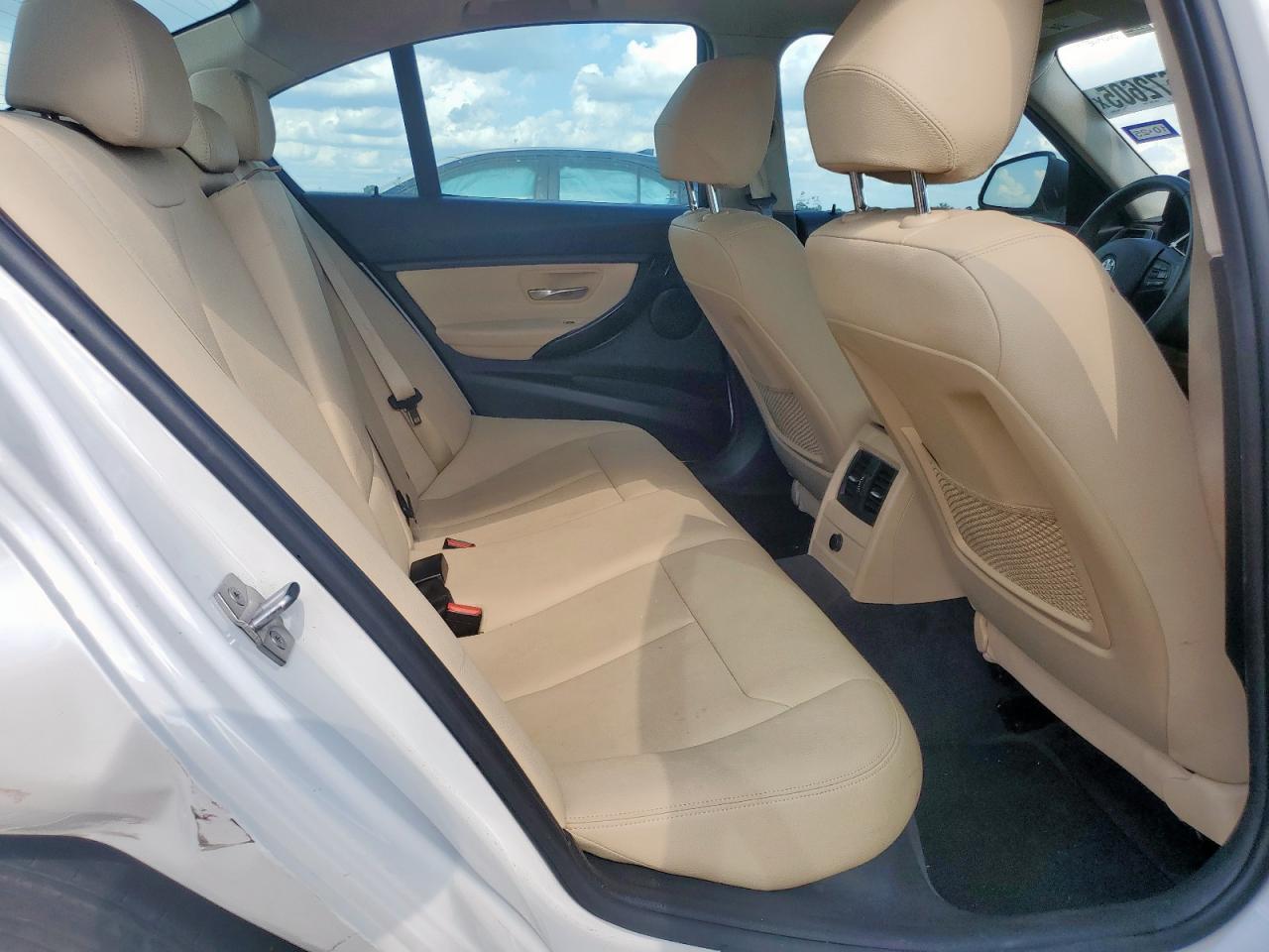 2018 BMW 320 i