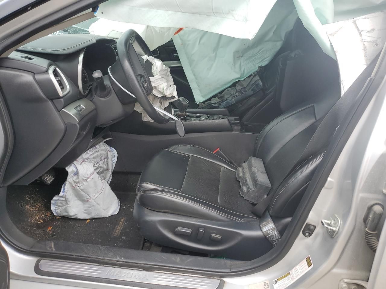 2019 Nissan Maxima s