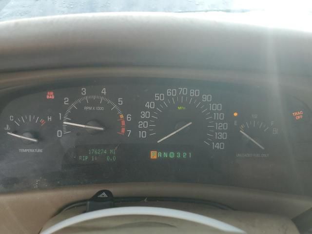 2002 Buick Park Avenue