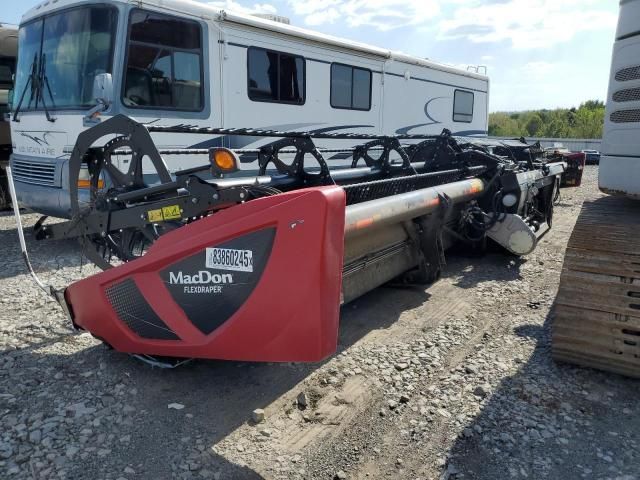 2019 Mac Don FD140 Flex Draper Head