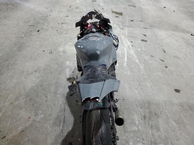 2023 Yamaha YZFR1